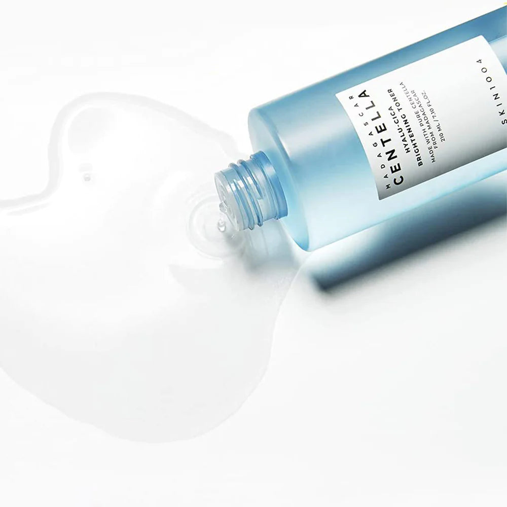 SKIN1004 Madagascar Centella Hyalu-Cica Brightening Toner 210ml